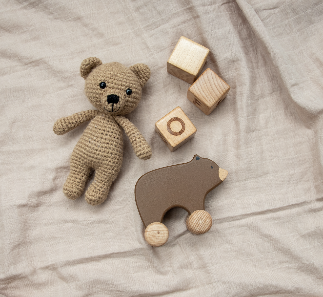 Birch Bear Roller Toy
