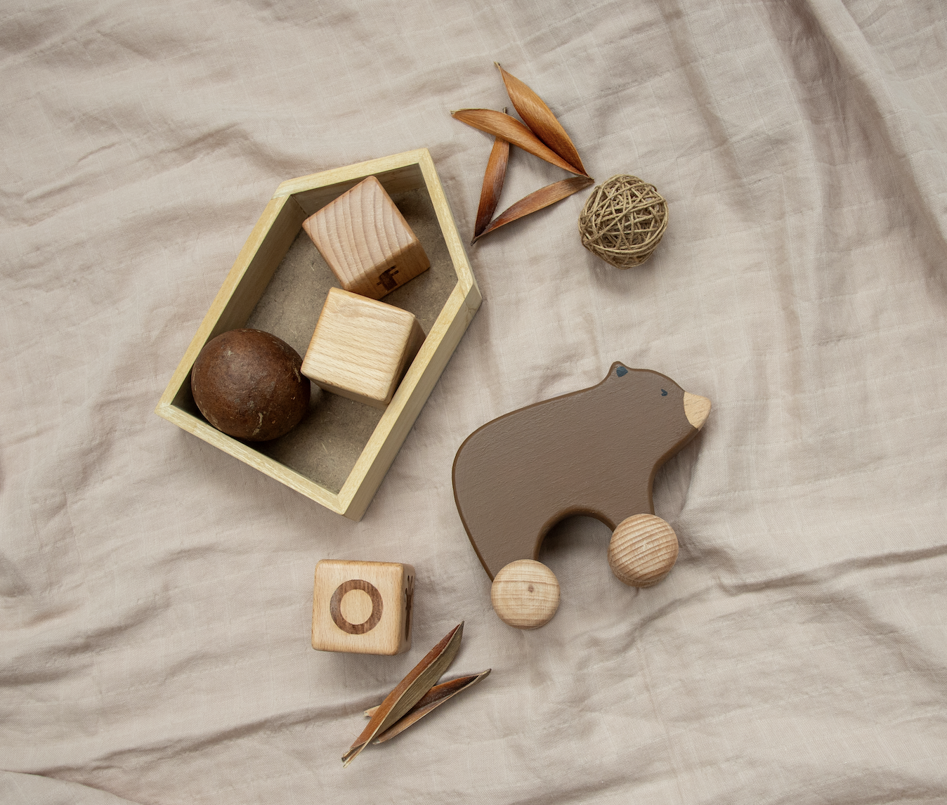 Birch Bear Roller Toy