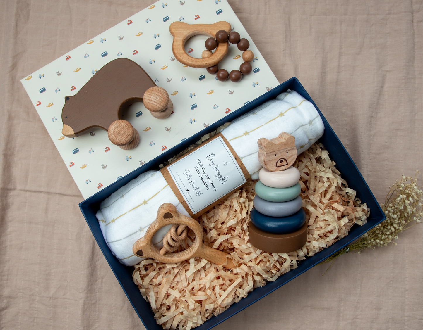 Bear Newborn Gift Box - Set of 5