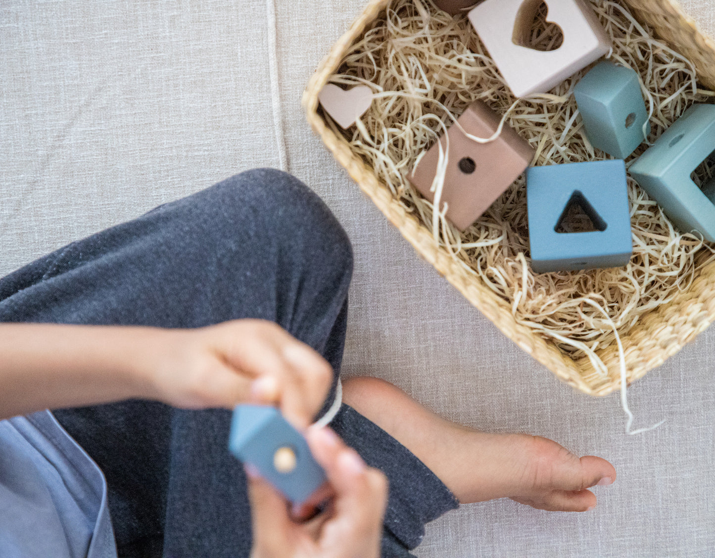 Birch Shapes Lacing toy