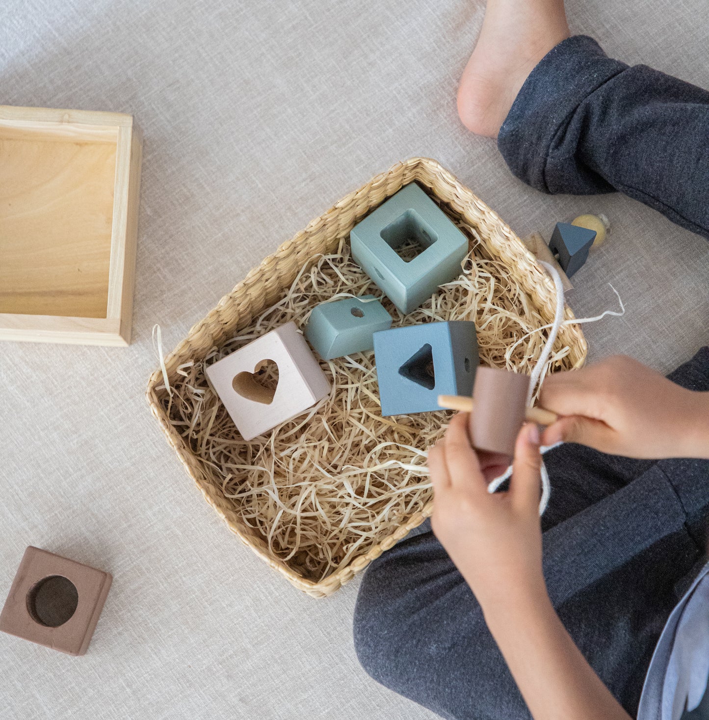 Birch Shapes Lacing toy