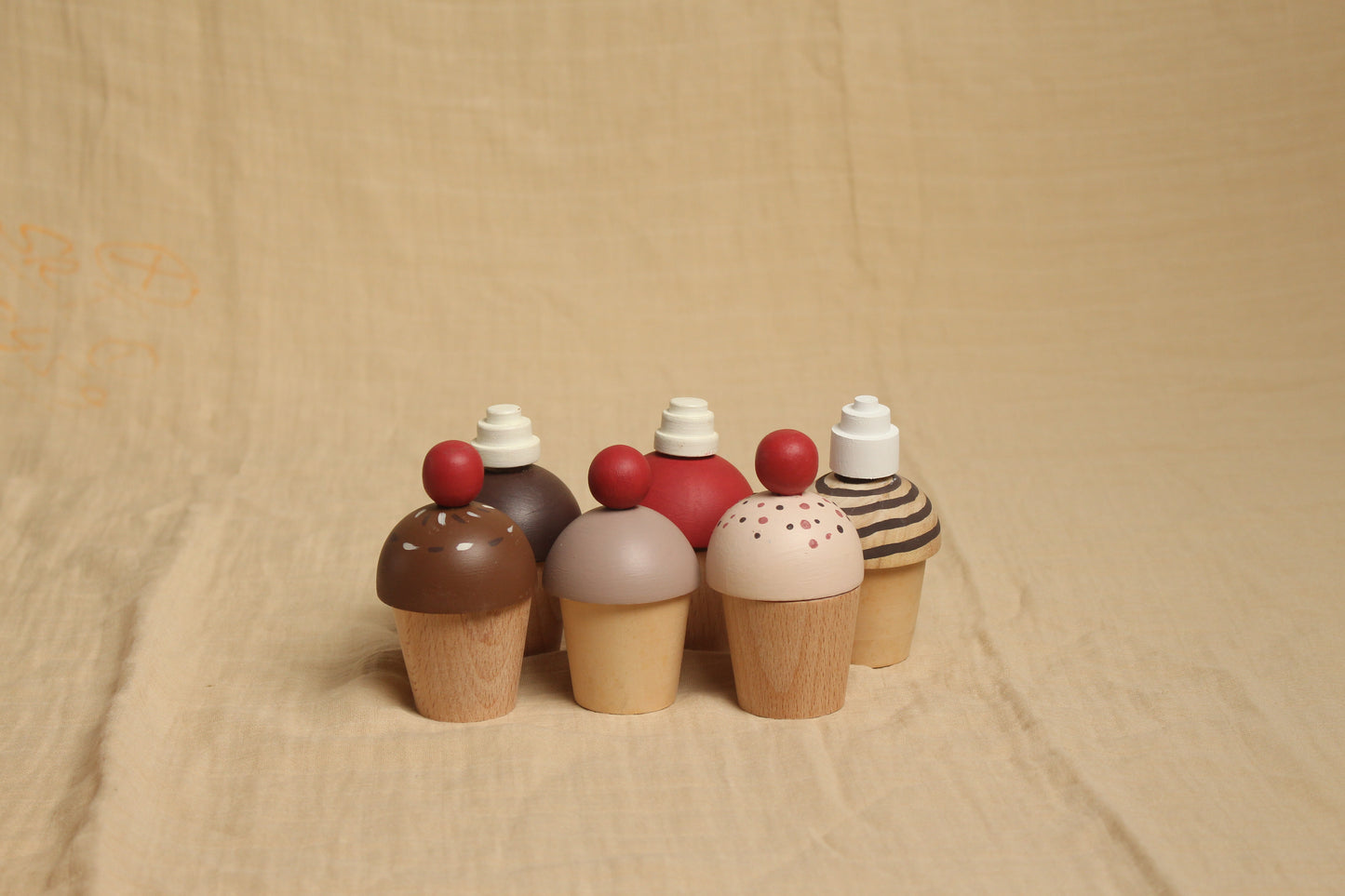 Birch Cupcake PlaySet - Set of 6 cupcakes