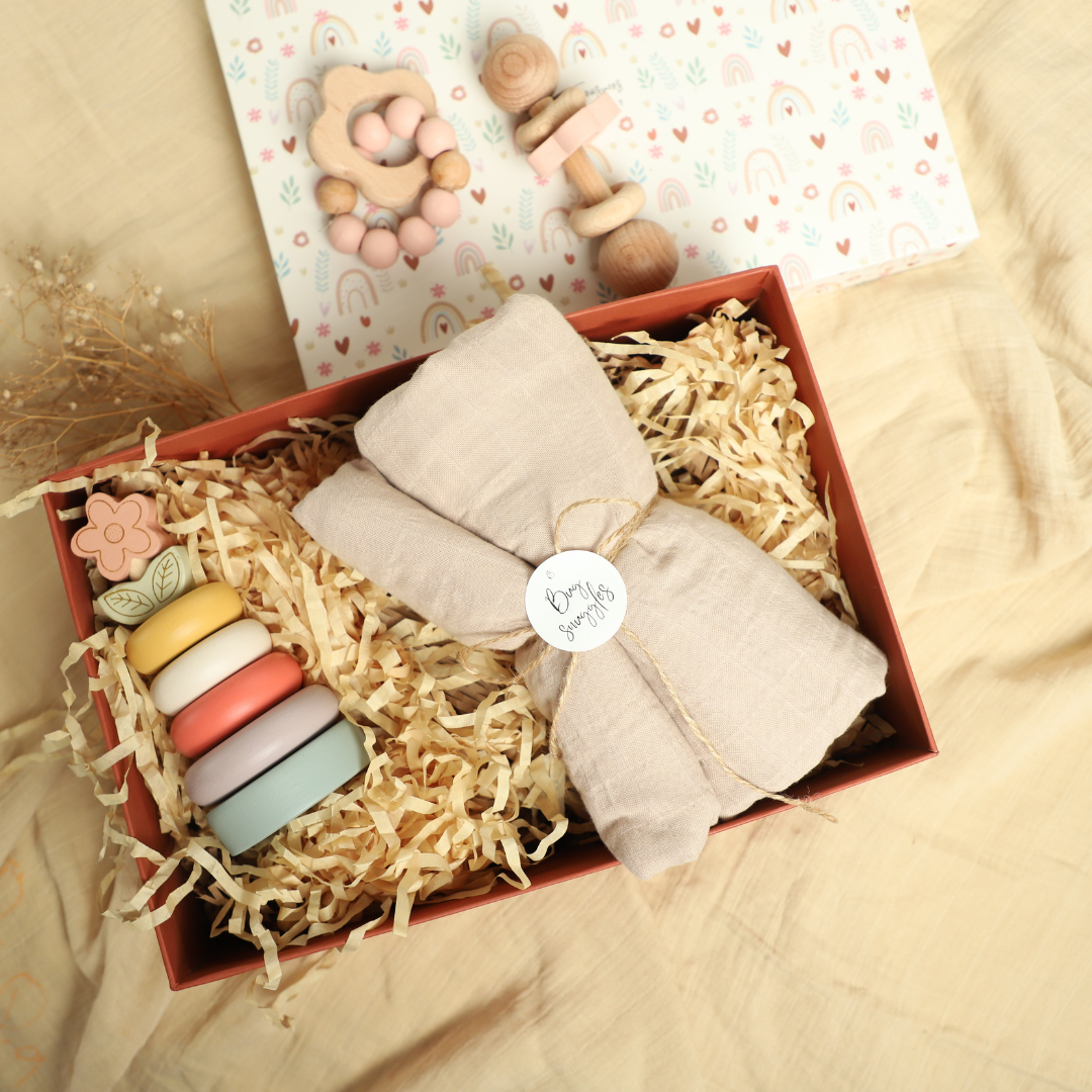 Birch Newborn Blooming Gift Box - Set of 4