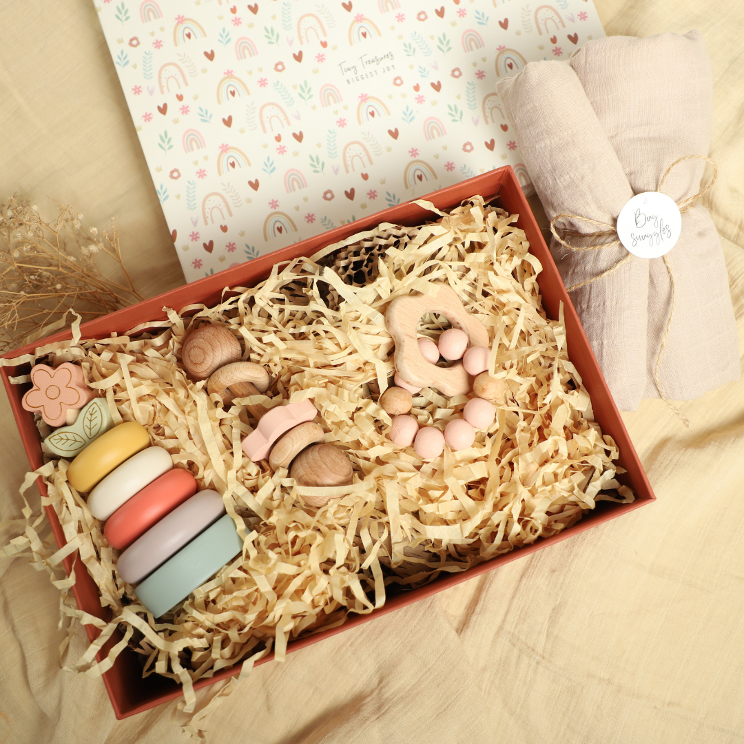 Birch Newborn Blooming Gift Box - Set of 4