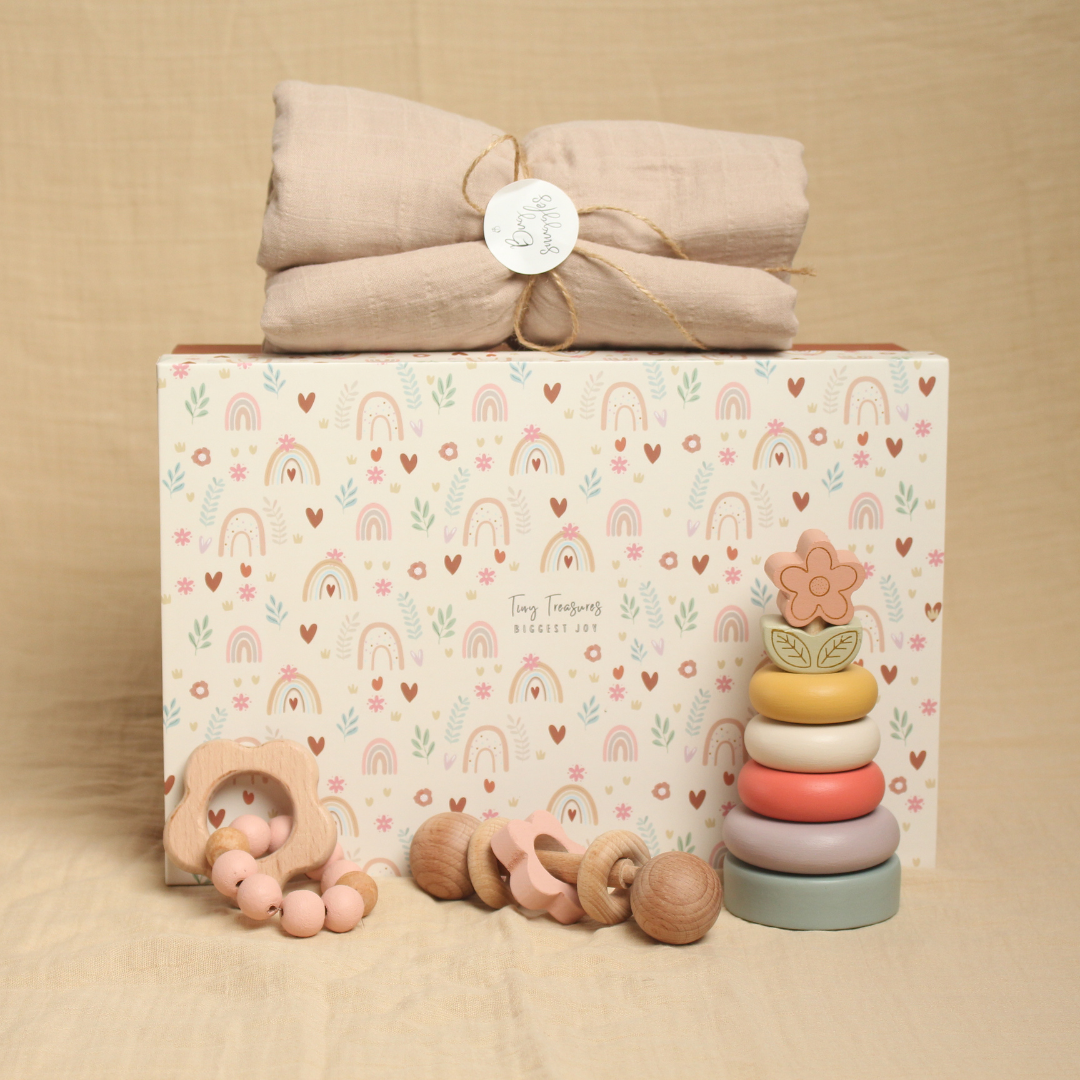 Birch Newborn Blooming Gift Box - Set of 4