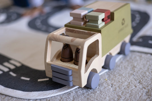 Birch Eco-Hauler Garbage Truck