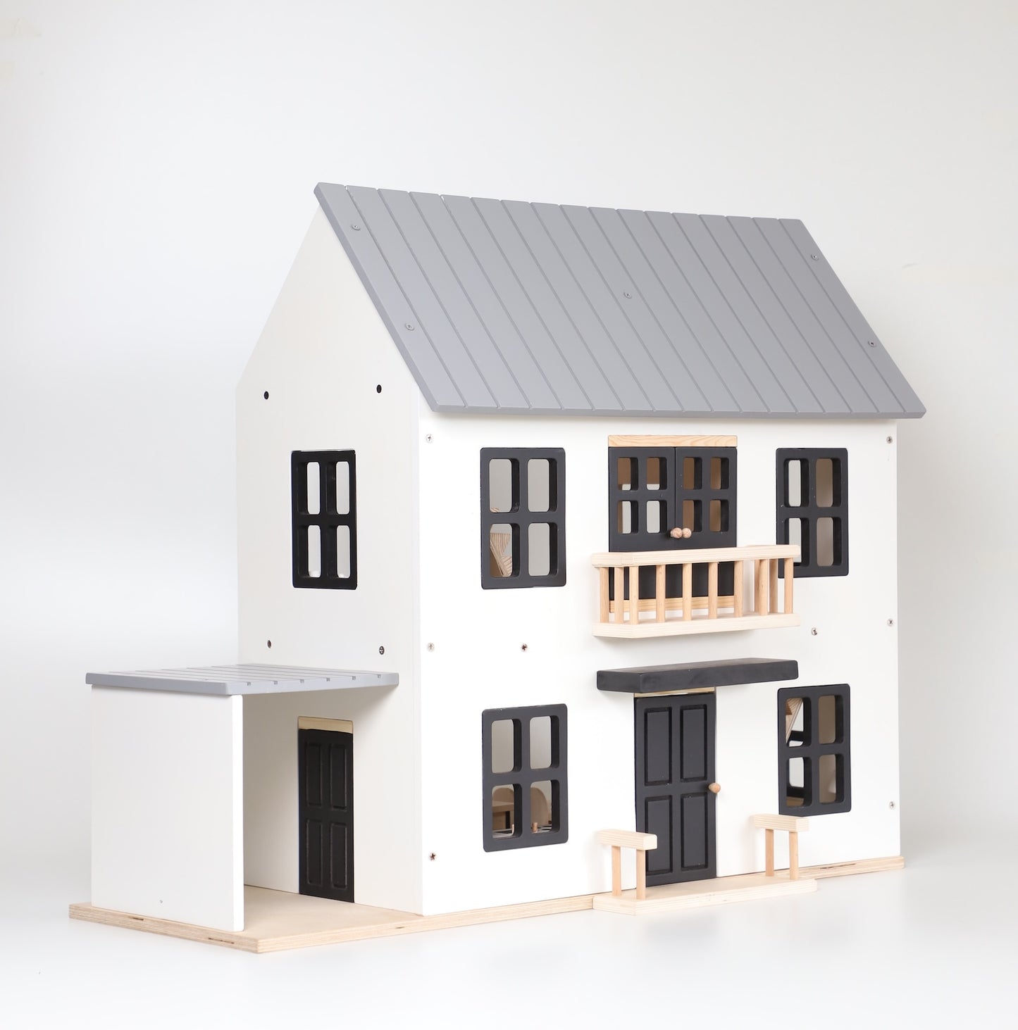 Birch WonderHome with Balcony and garage - 40pcs of furniture included