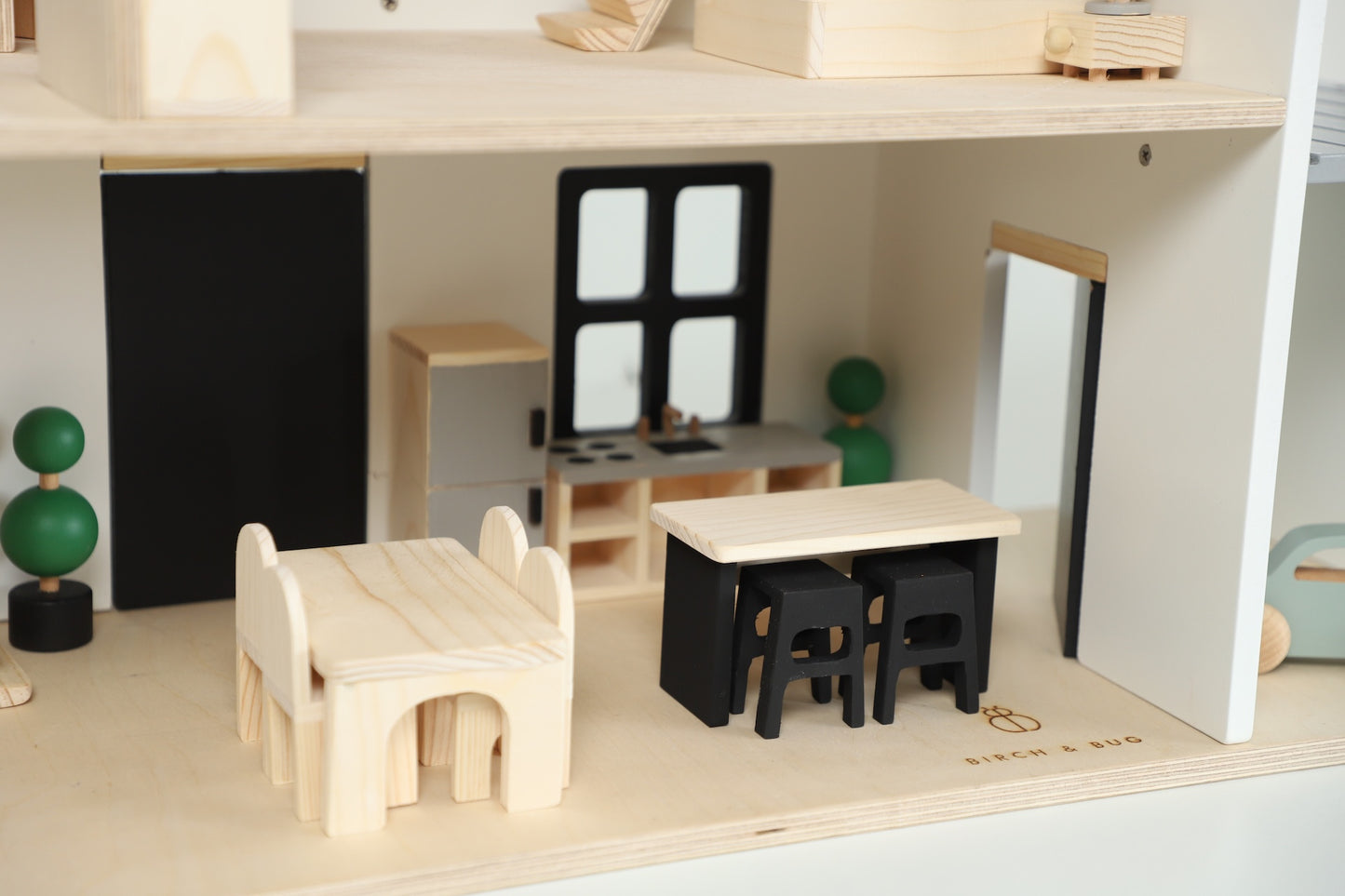 Birch WonderHome with Balcony and garage - 40pcs of furniture included