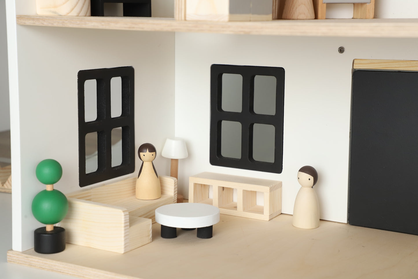 Birch WonderHome with Balcony and garage - 40pcs of furniture included