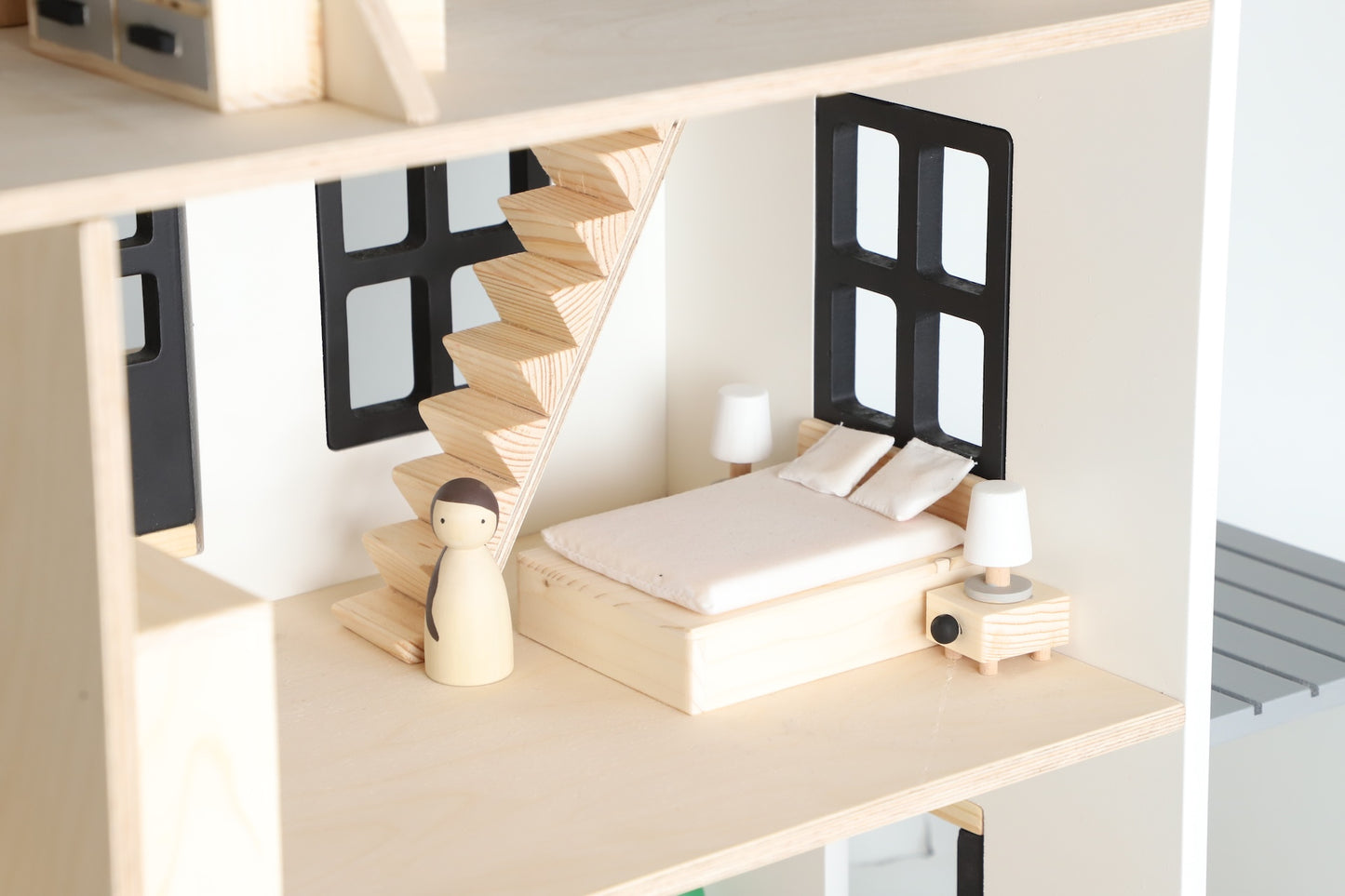 Birch WonderHome with Balcony and garage - 40pcs of furniture included