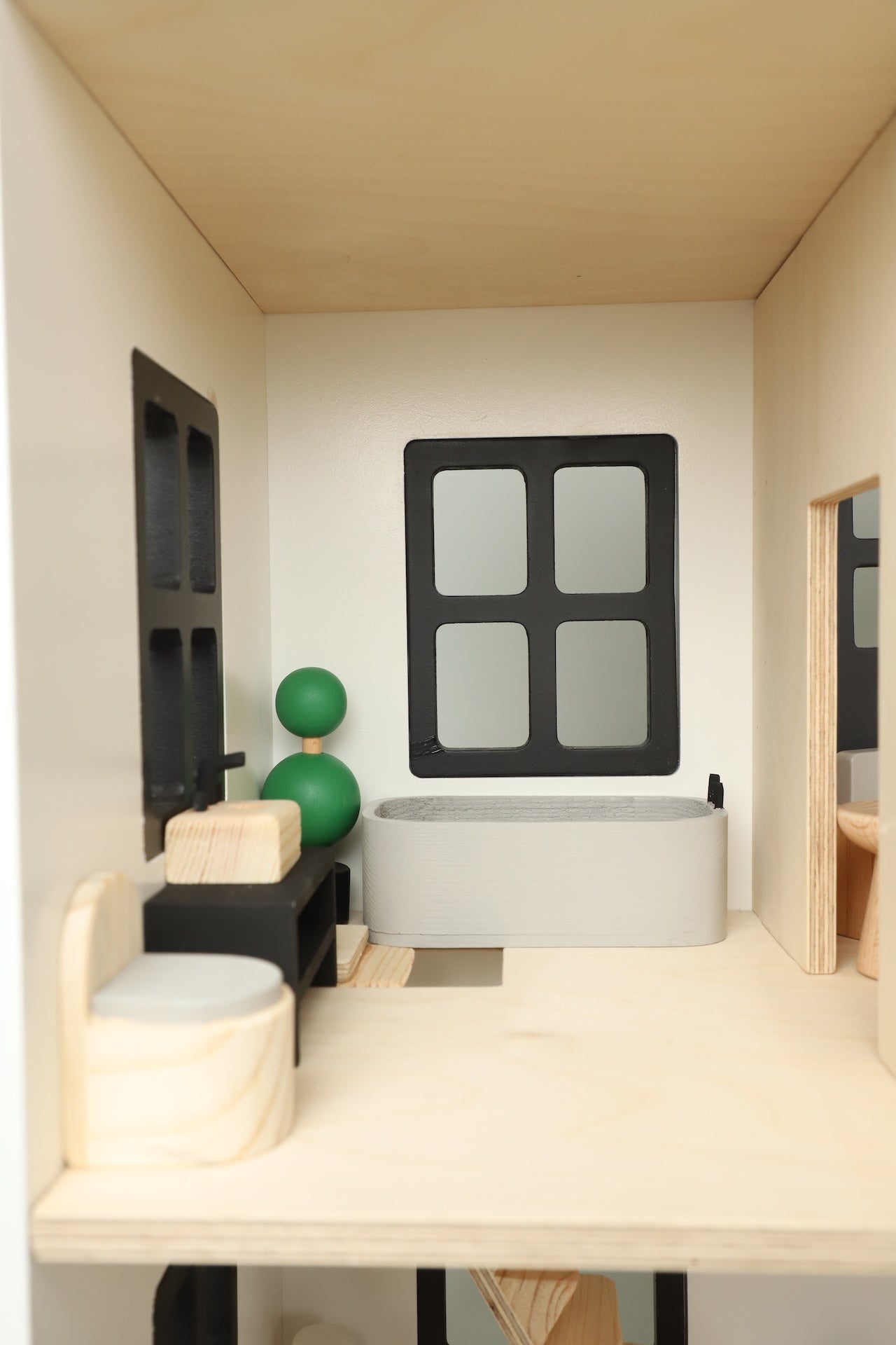 Birch WonderHome with Balcony and garage - 40pcs of furniture included