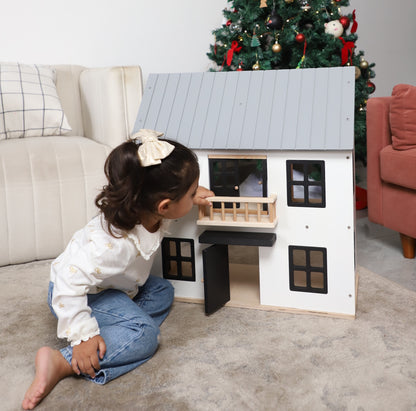 Birch WonderHome with Balcony and garage - 40pcs of furniture included